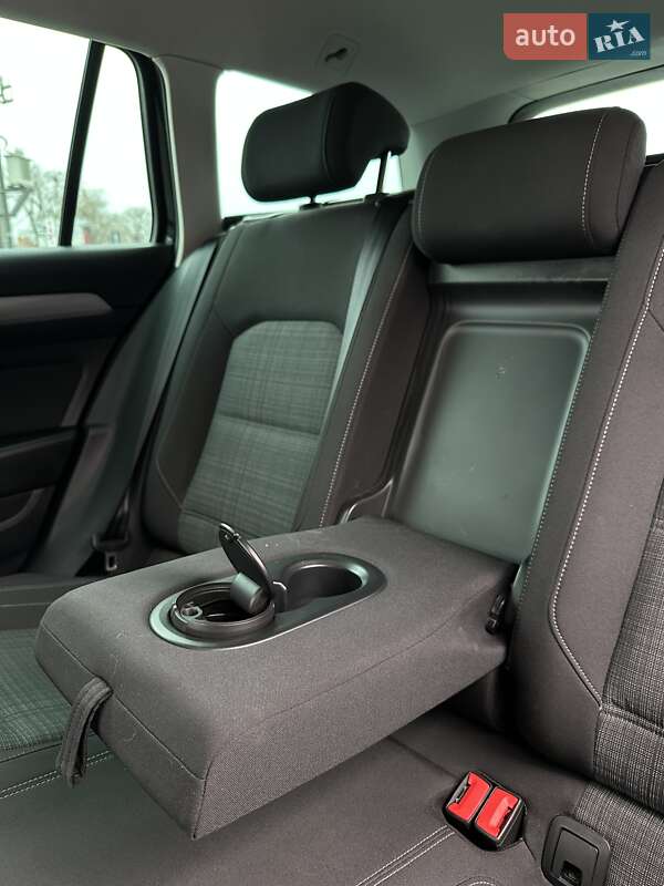 Универсал Volkswagen Passat 2021 в Белогородке