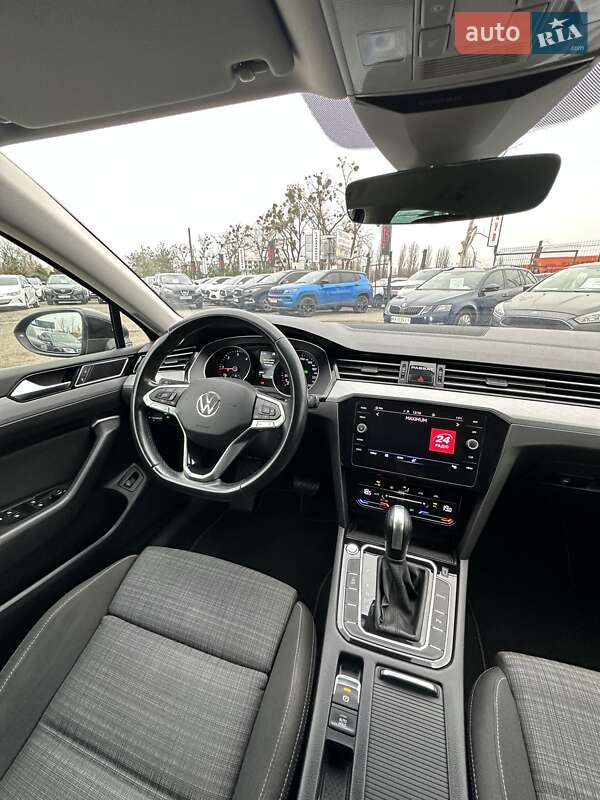 Универсал Volkswagen Passat 2021 в Белогородке