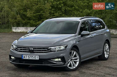 Універсал Volkswagen Passat 2023 в Долині