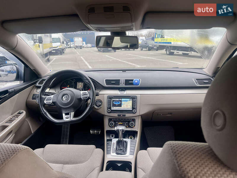 Седан Volkswagen Passat 2007 в Киеве