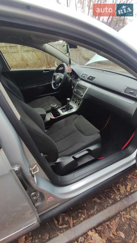 Седан Volkswagen Passat 2006 в Киеве фото 11 Седан Volkswagen Passat 2006 в Киеве