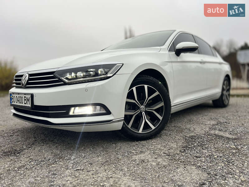 Седан Volkswagen Passat 2017 в Борщеве