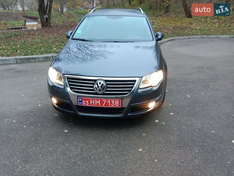 Универсал Volkswagen Passat 2010 в Золотоноше