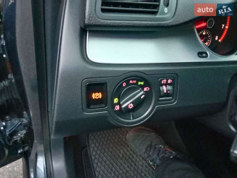 Универсал Volkswagen Passat 2010 в Золотоноше