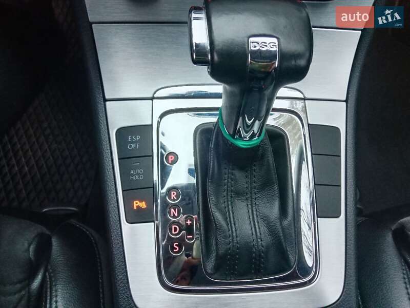 Универсал Volkswagen Passat 2010 в Золотоноше