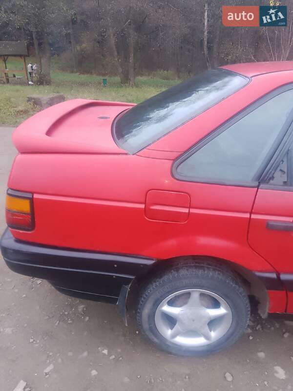 Седан Volkswagen Passat 1989 в Сколе