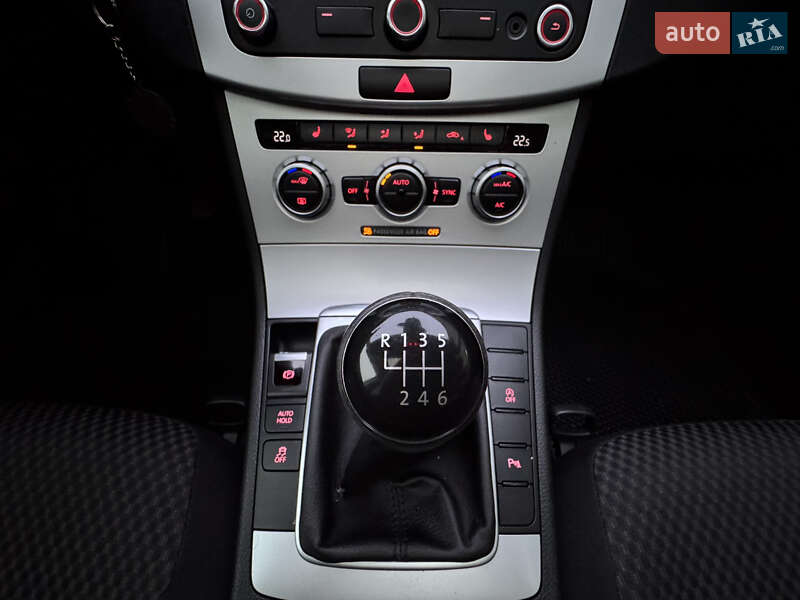 Универсал Volkswagen Passat 2013 в Ковеле