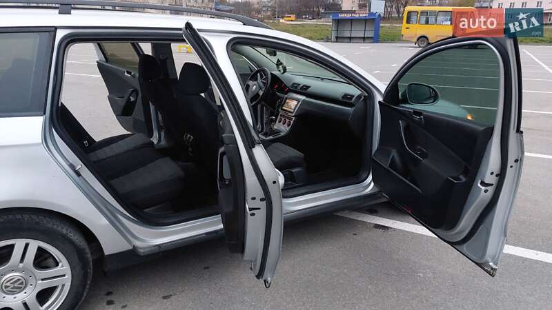 Универсал Volkswagen Passat 2006 в Каменец-Подольском
