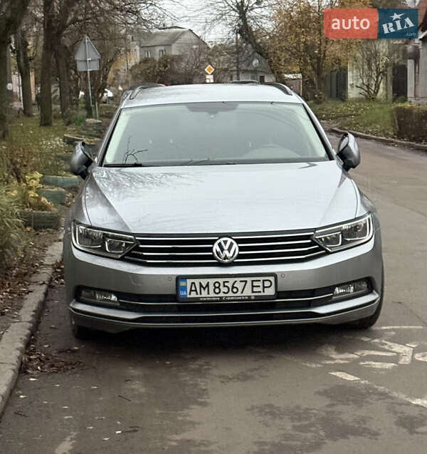 Универсал Volkswagen Passat 2017 в Житомире