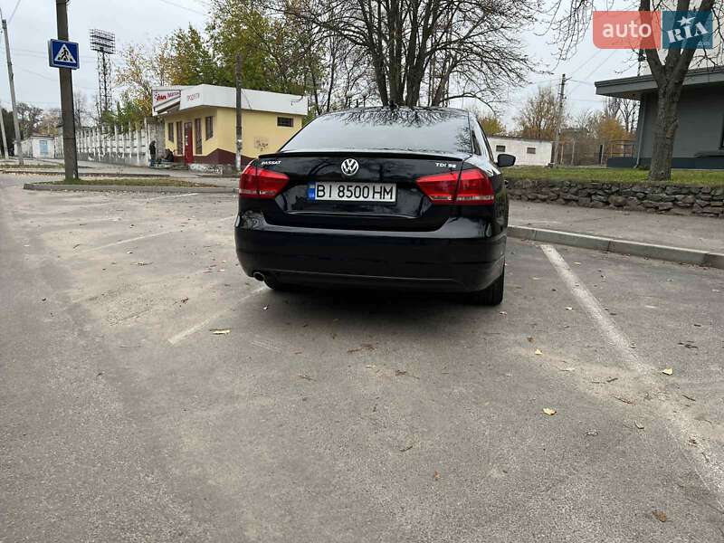 Седан Volkswagen Passat 2013 в Кременчуге