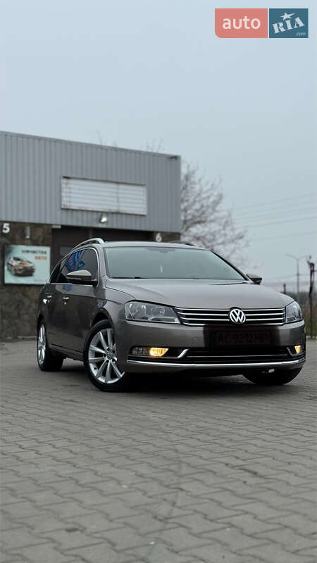 Volkswagen Passat 2011 Volkswagen Passat 2011