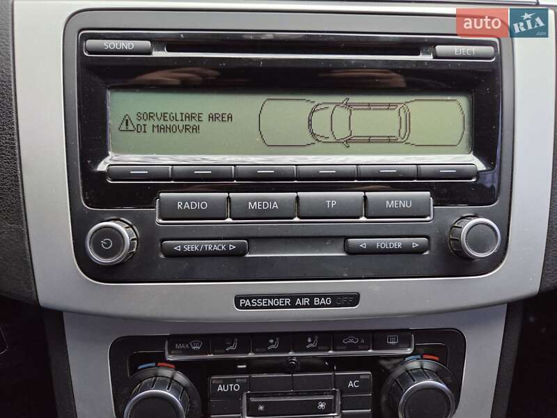 Универсал Volkswagen Passat 2010 в Черновцах