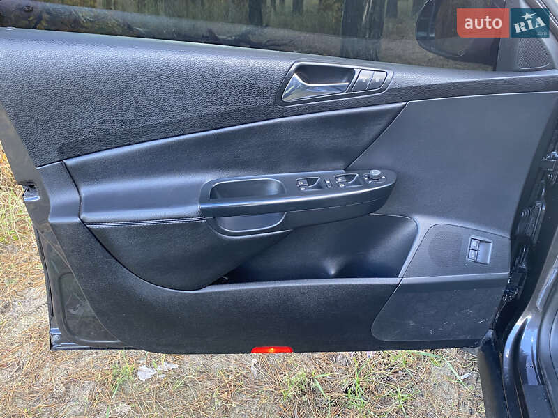 Седан Volkswagen Passat 2008 в Киеве фото 36 Седан Volkswagen Passat 2008 в Киеве