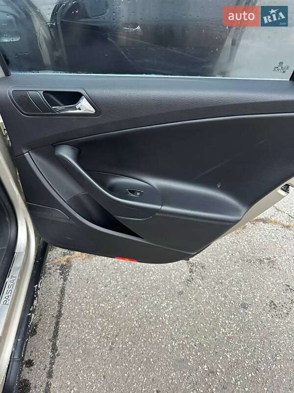 Седан Volkswagen Passat 2006 в Харькове фото 9 Седан Volkswagen Passat 2006 в Харькове