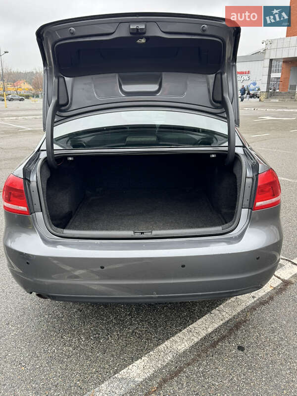 Седан Volkswagen Passat 2013 в Броварах