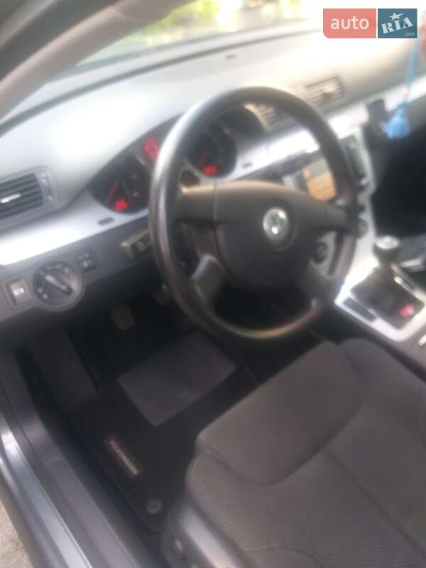 Универсал Volkswagen Passat 2007 в Остроге фото 5 Универсал Volkswagen Passat 2007 в Остроге