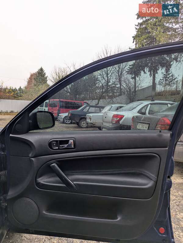 Універсал Volkswagen Passat 1999 в Львові