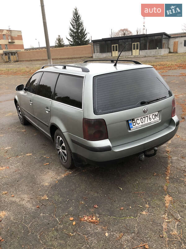 Універсал Volkswagen Passat 2004 в Шептицькому