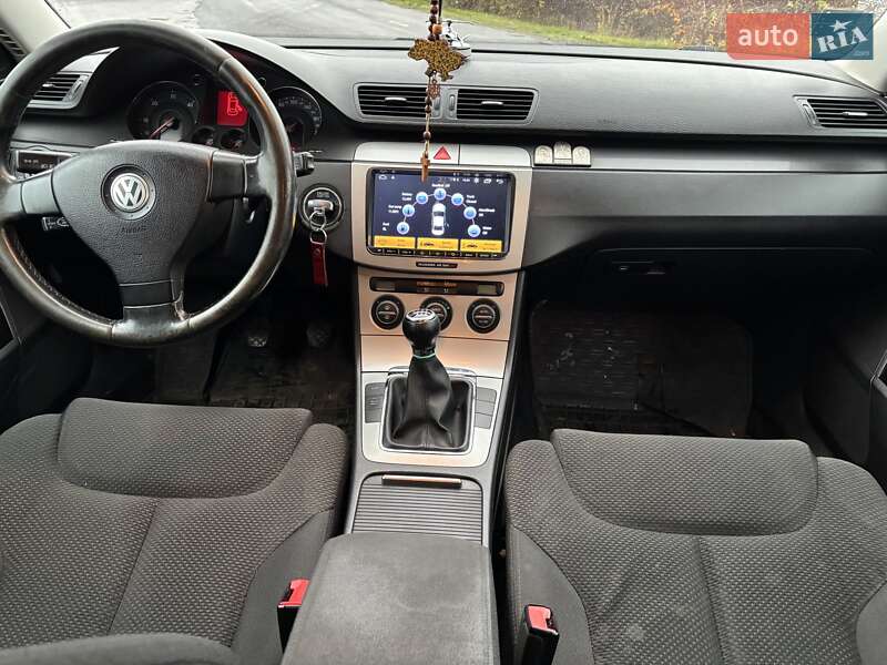Универсал Volkswagen Passat 2006 в Ужгороде фото 12 Универсал Volkswagen Passat 2006 в Ужгороде