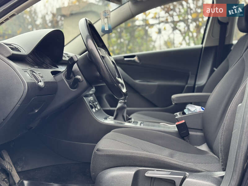 Универсал Volkswagen Passat 2006 в Умани фото 28 Универсал Volkswagen Passat 2006 в Умани