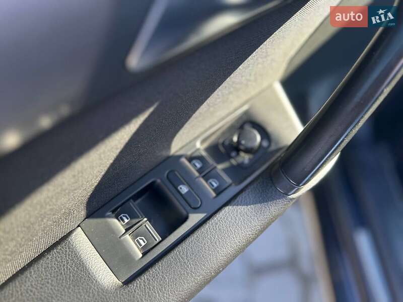 Универсал Volkswagen Passat 2011 в Виноградове