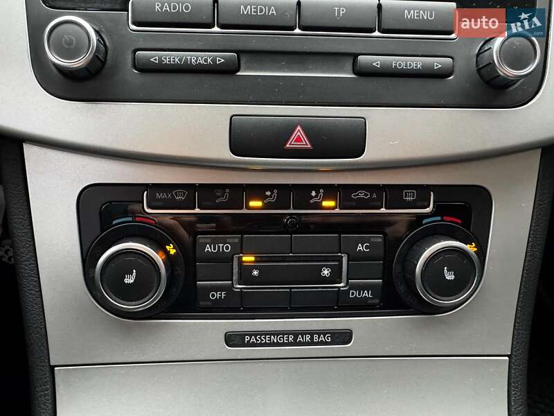 Седан Volkswagen Passat 2011 в Киеве фото 17 Седан Volkswagen Passat 2011 в Киеве