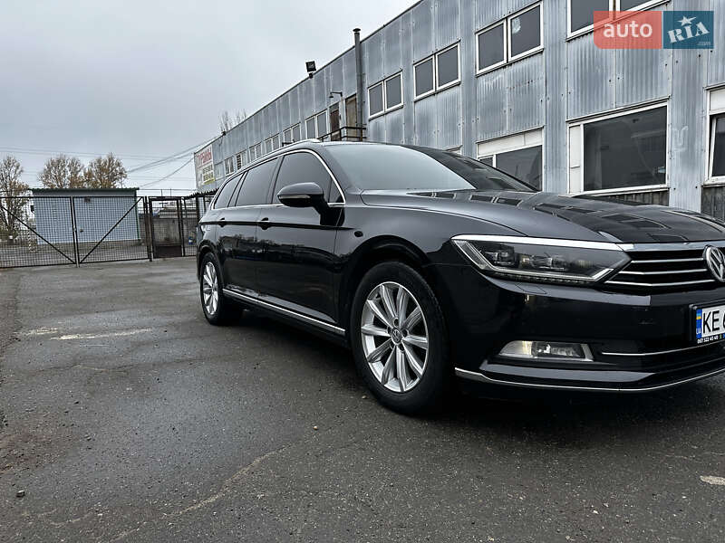 Универсал Volkswagen Passat 2017 в Днепре фото 2 Универсал Volkswagen Passat 2017 в Днепре