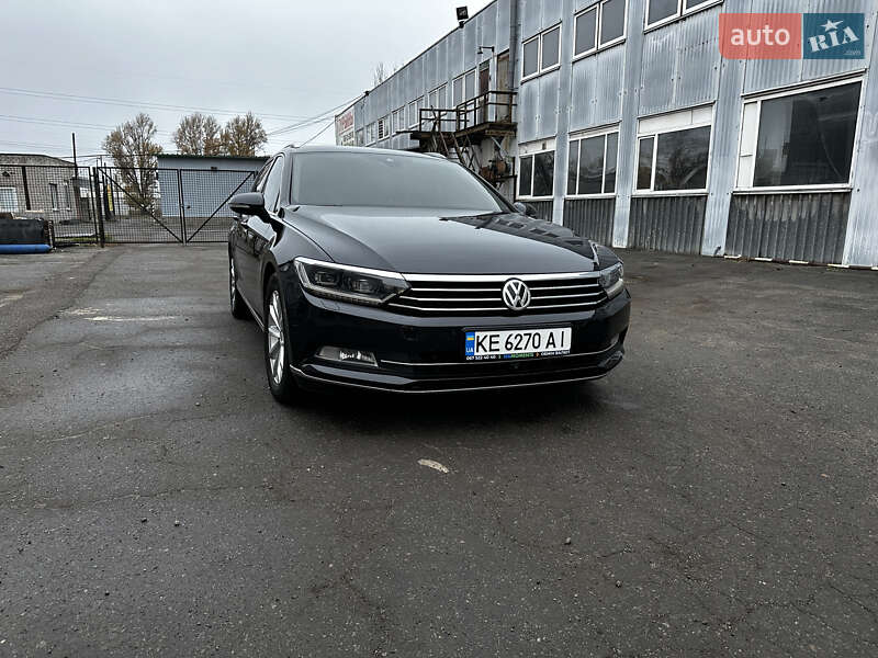 Универсал Volkswagen Passat 2017 в Днепре фото 6 Универсал Volkswagen Passat 2017 в Днепре