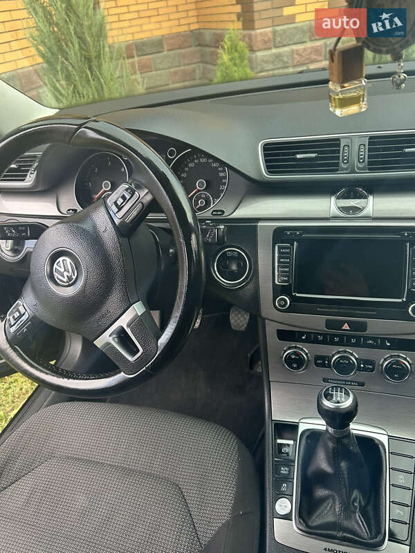 Универсал Volkswagen Passat 2011 в Сарнах фото 10 Универсал Volkswagen Passat 2011 в Сарнах