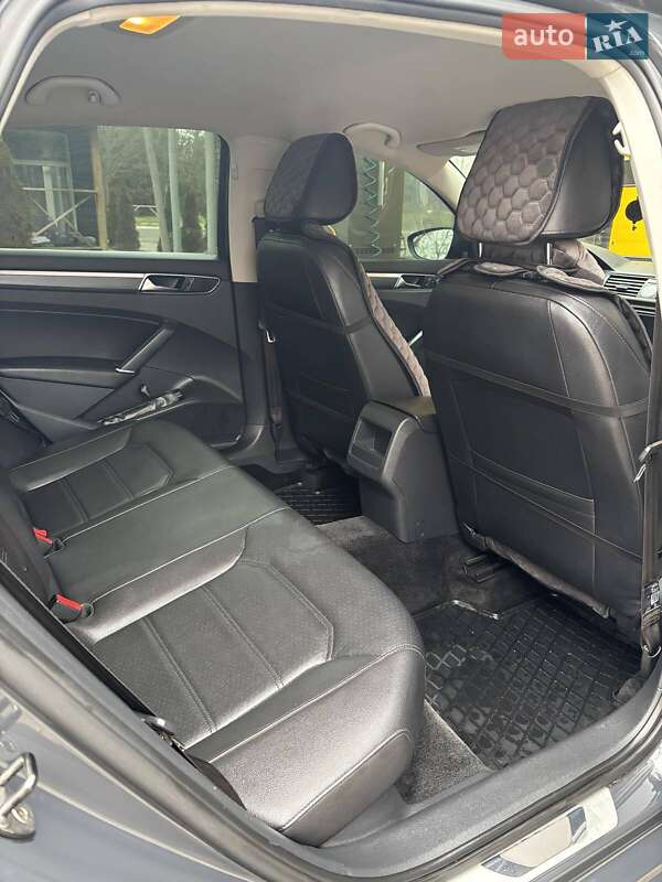 Седан Volkswagen Passat 2016 в Кривом Роге