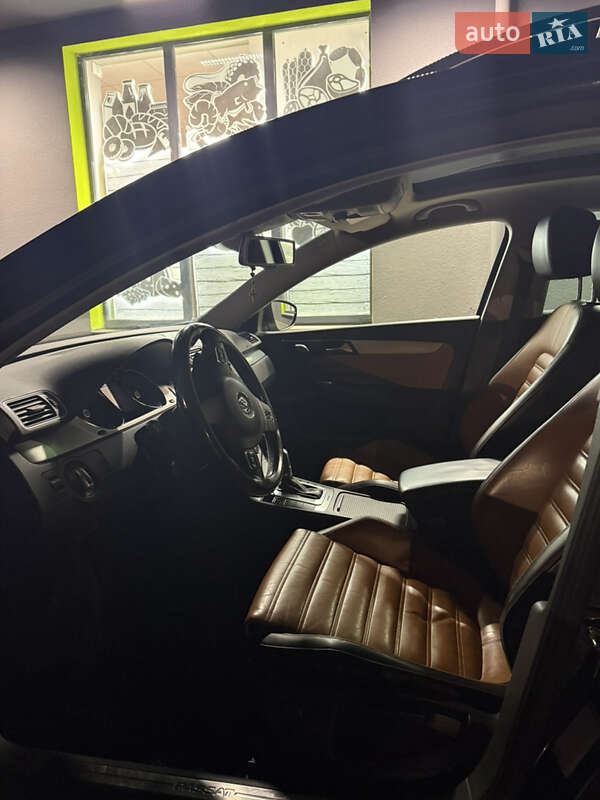 Универсал Volkswagen Passat 2011 в Львове фото 7 Универсал Volkswagen Passat 2011 в Львове