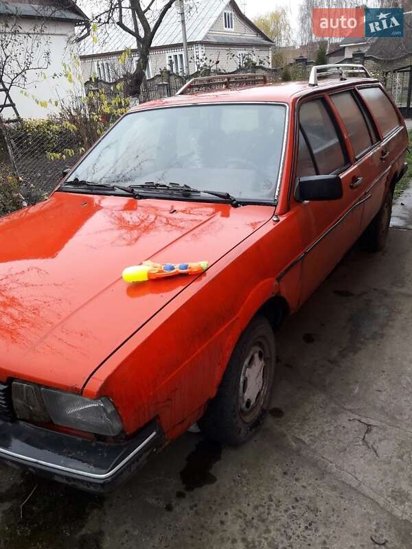 Универсал Volkswagen Passat 1983 в Костополе