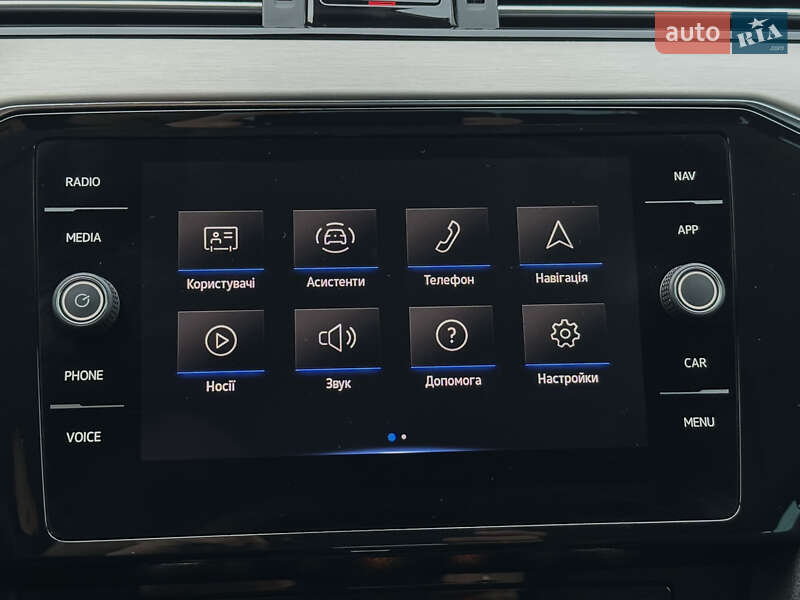 Седан Volkswagen Passat 2021 в Ровно