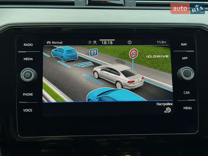 Седан Volkswagen Passat 2021 в Ровно