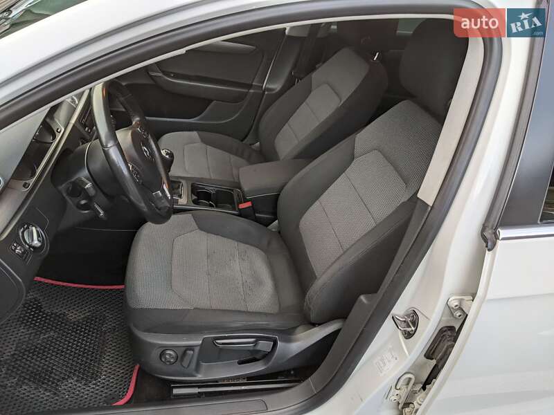 Седан Volkswagen Passat 2013 в Ивано-Франковске фото 60 Седан Volkswagen Passat 2013 в Ивано-Франковске