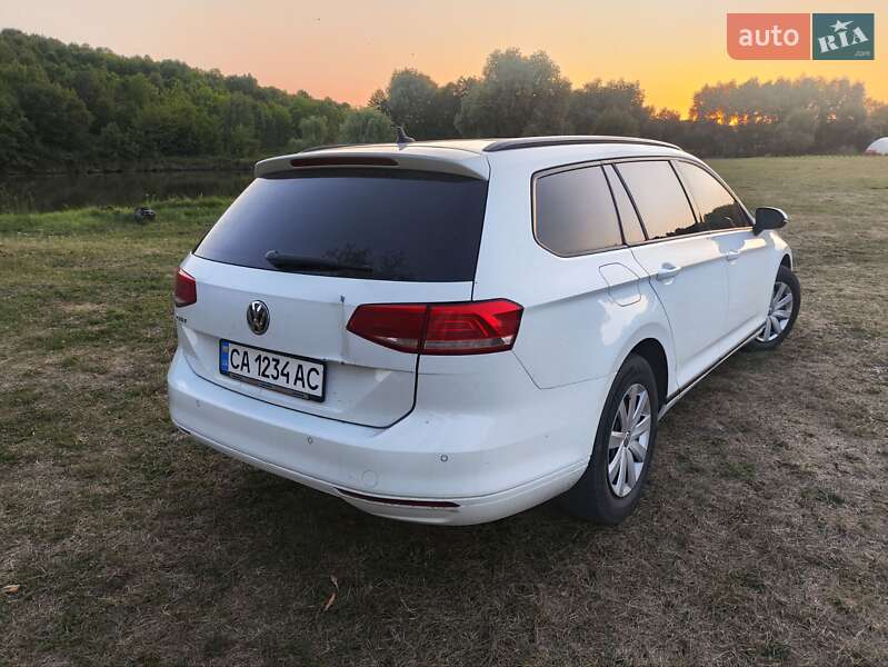 Універсал Volkswagen Passat 2016 в Корсунь-Шевченківському