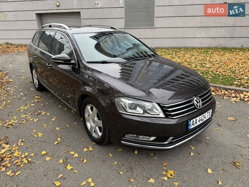 Volkswagen Passat 2011