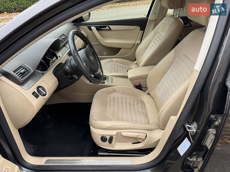 Универсал Volkswagen Passat 2011 в Киеве фото 8 Универсал Volkswagen Passat 2011 в Киеве