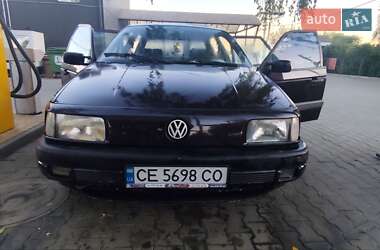 Седан Volkswagen Passat 1992 в Черновцах