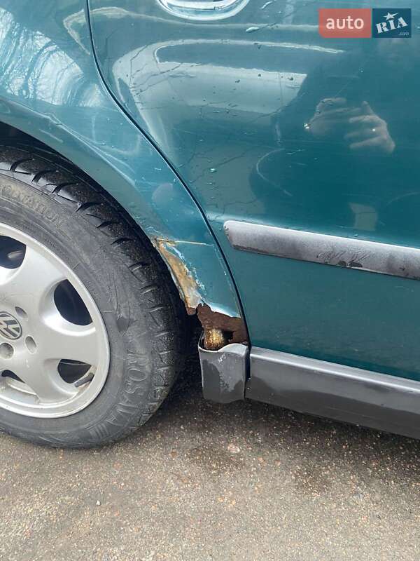 Универсал Volkswagen Passat 1999 в Киеве