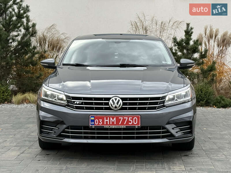 Седан Volkswagen Passat 2017 в Луцке фото 2 Седан Volkswagen Passat 2017 в Луцке