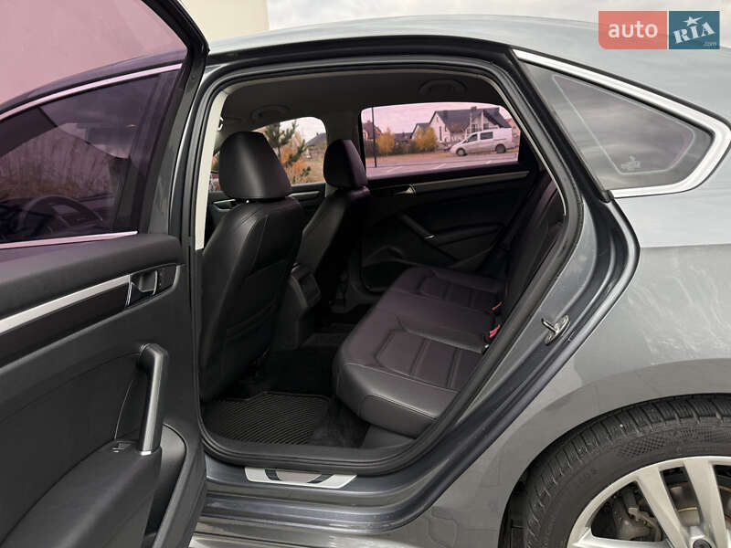 Седан Volkswagen Passat 2017 в Луцке фото 16 Седан Volkswagen Passat 2017 в Луцке