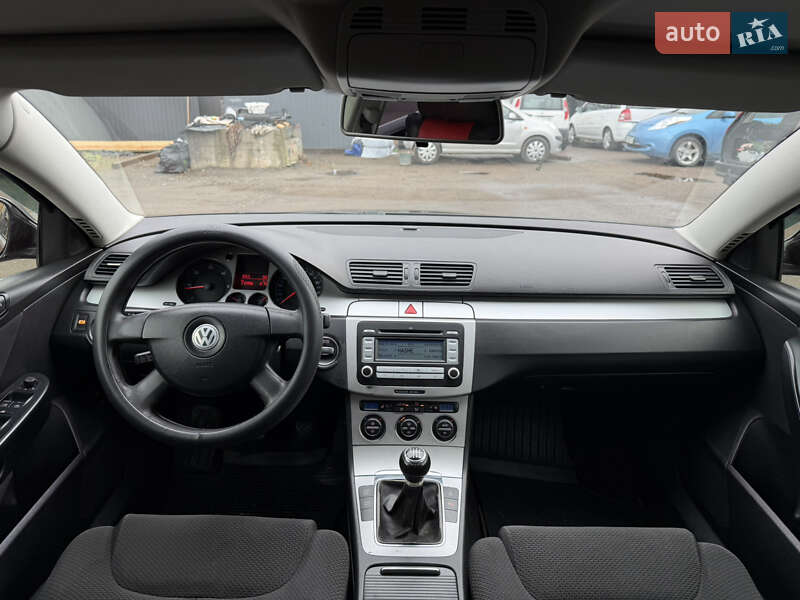 Универсал Volkswagen Passat 2007 в Ровно