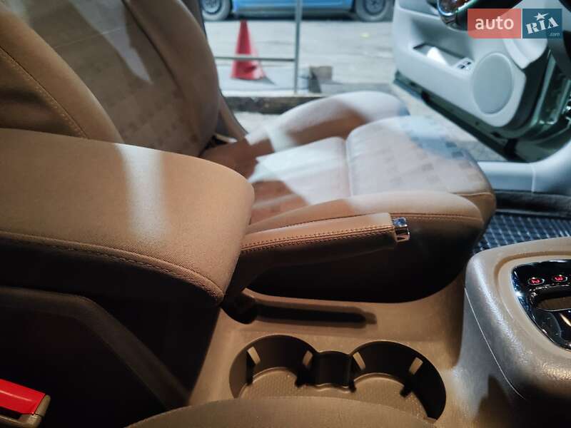 Седан Volkswagen Passat 2001 в Виннице