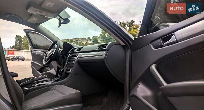 Седан Volkswagen Passat 2014 в Каменском фото 7 Седан Volkswagen Passat 2014 в Каменском