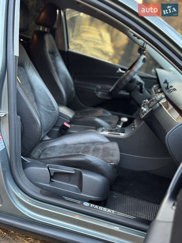 Универсал Volkswagen Passat 2006 в Киеве