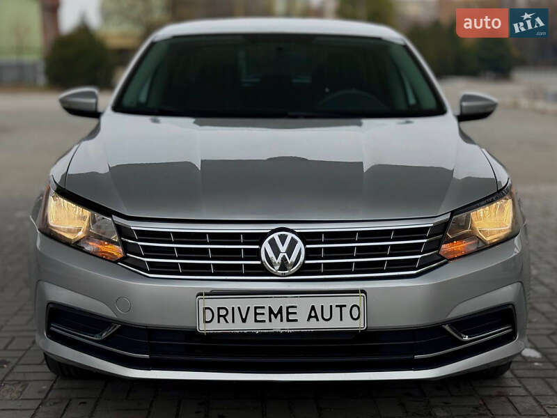 Седан Volkswagen Passat 2016 в Днепре фото 2 Седан Volkswagen Passat 2016 в Днепре