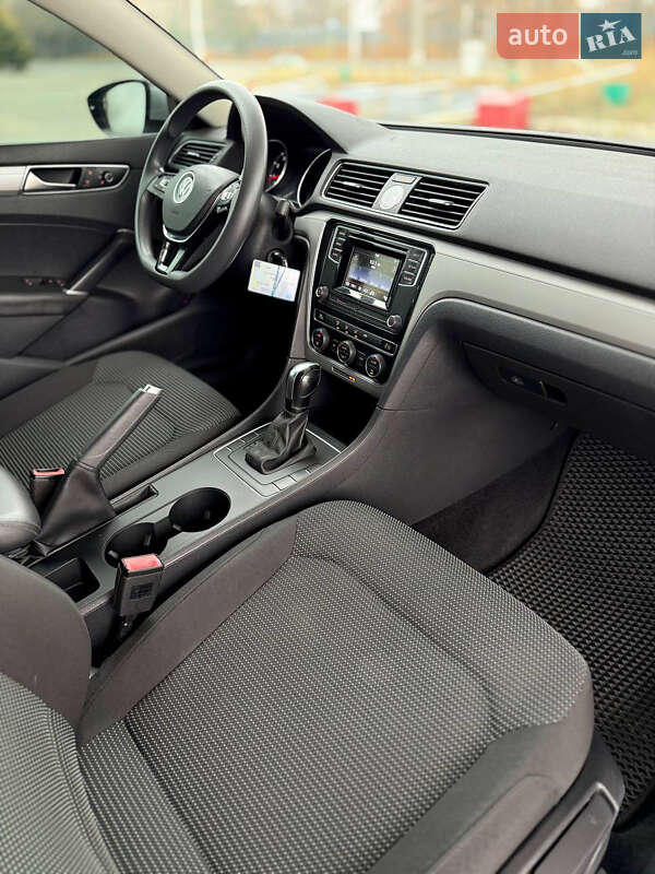 Седан Volkswagen Passat 2016 в Днепре фото 21 Седан Volkswagen Passat 2016 в Днепре