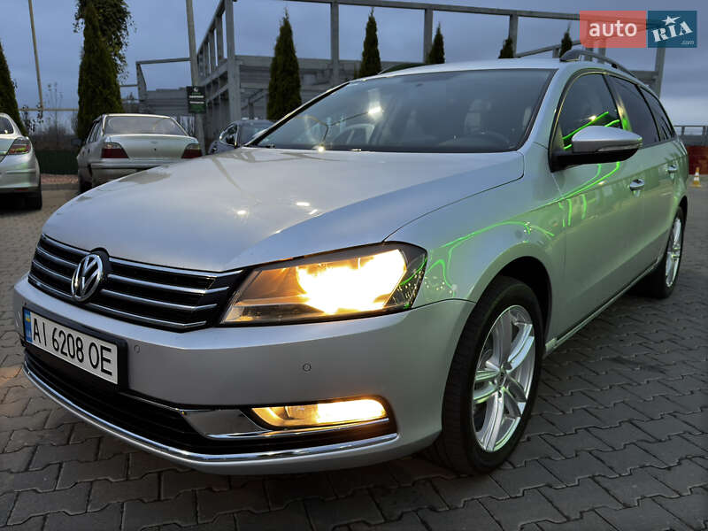 Універсал Volkswagen Passat 2012 в Києві