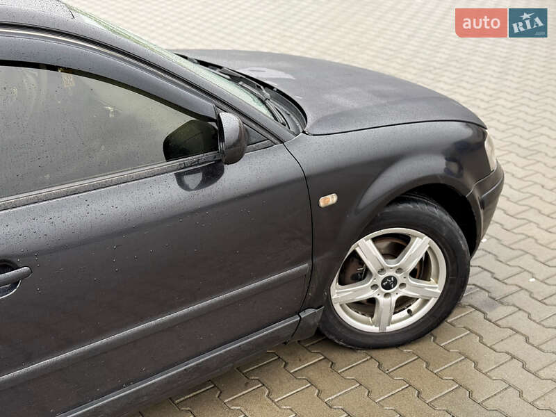 Универсал Volkswagen Passat 1998 в Черновцах